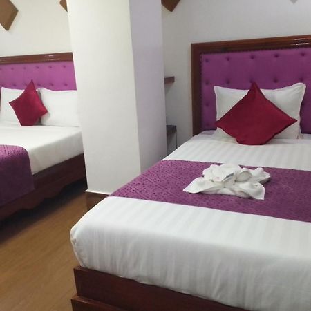 Cln Boutique Hotel ตาโคลบัน ภายนอก รูปภาพ