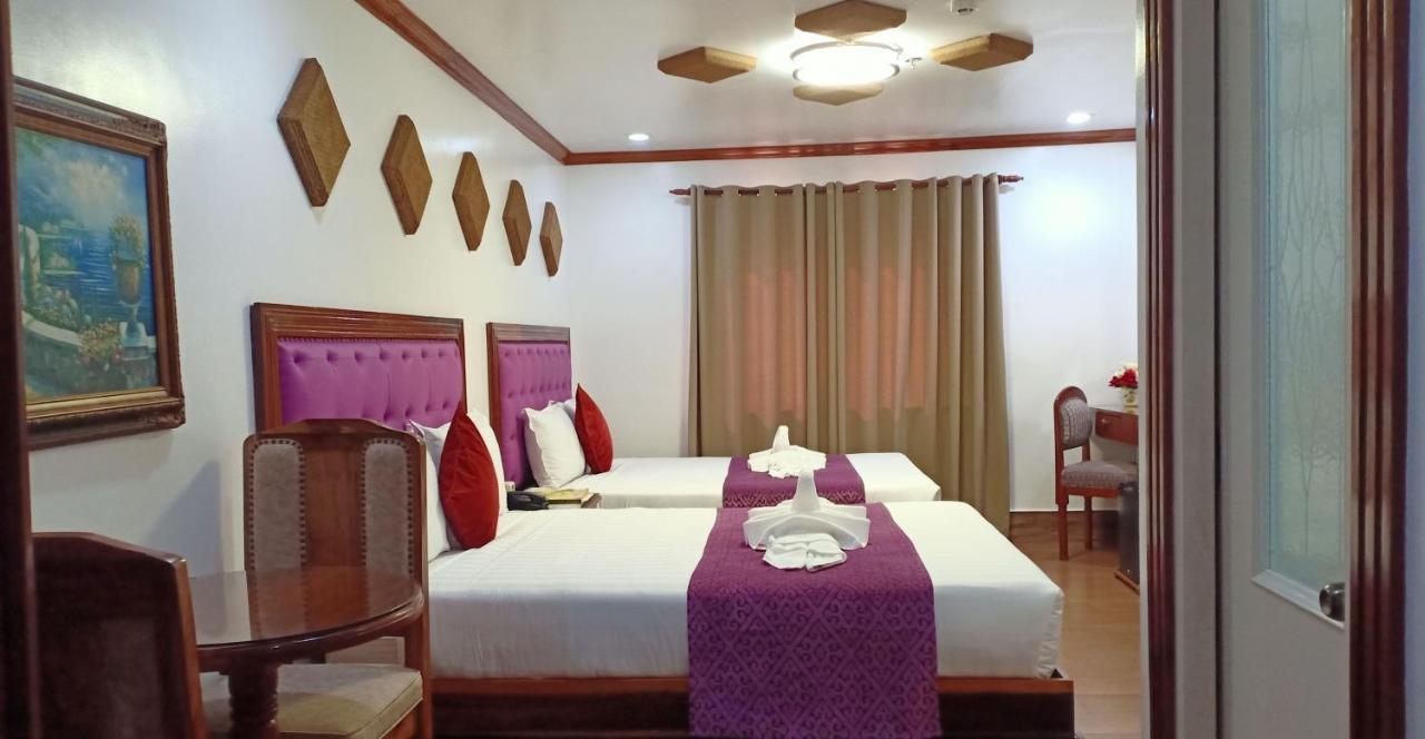Cln Boutique Hotel ตาโคลบัน ภายนอก รูปภาพ