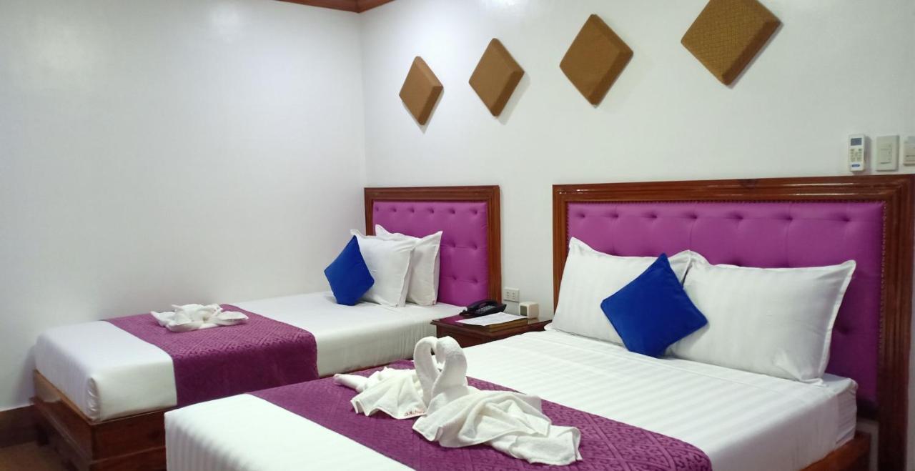 Cln Boutique Hotel ตาโคลบัน ภายนอก รูปภาพ