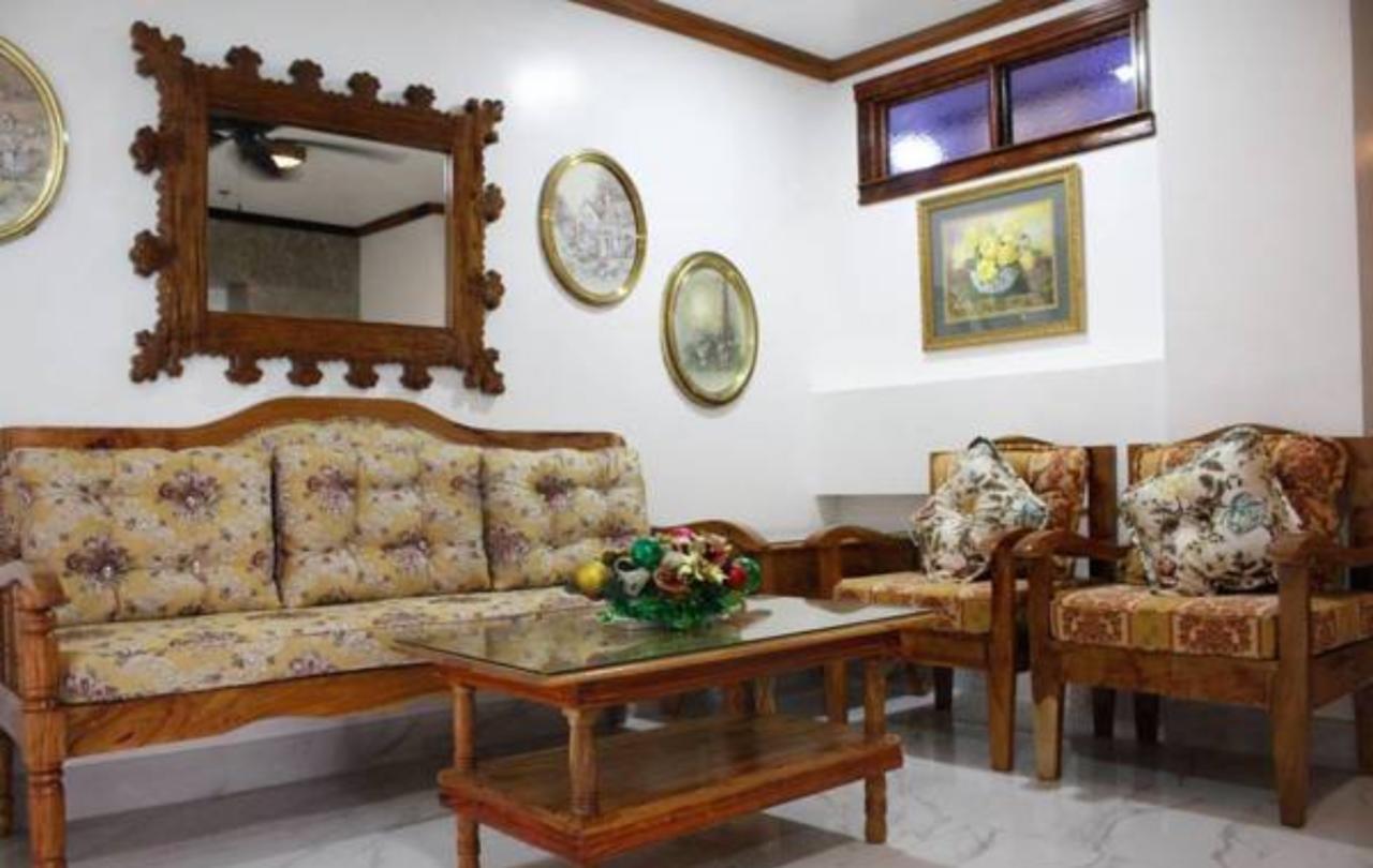 Cln Boutique Hotel ตาโคลบัน ภายนอก รูปภาพ
